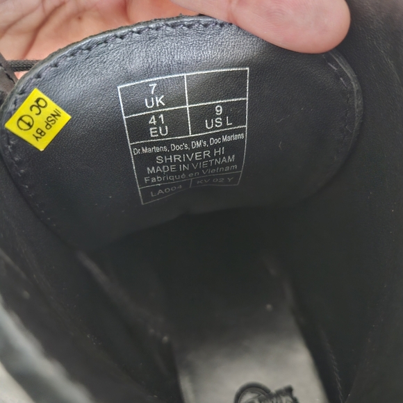 Like New Dr Martens | Shriver Hi Leather Block Heel Boots Black, Womens 9 - Picture 10 of 10